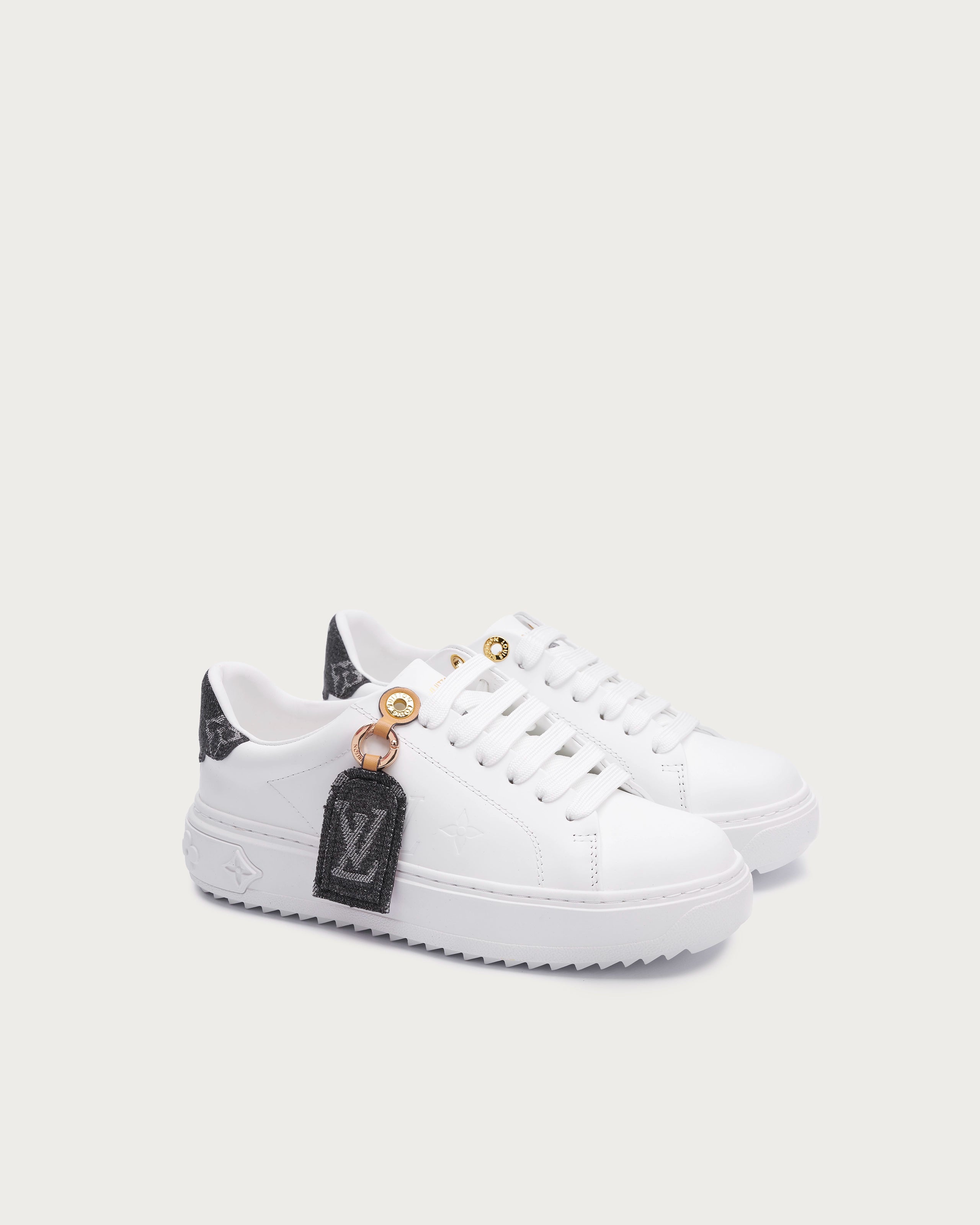 SKU003-01_white-black-denim2.webp