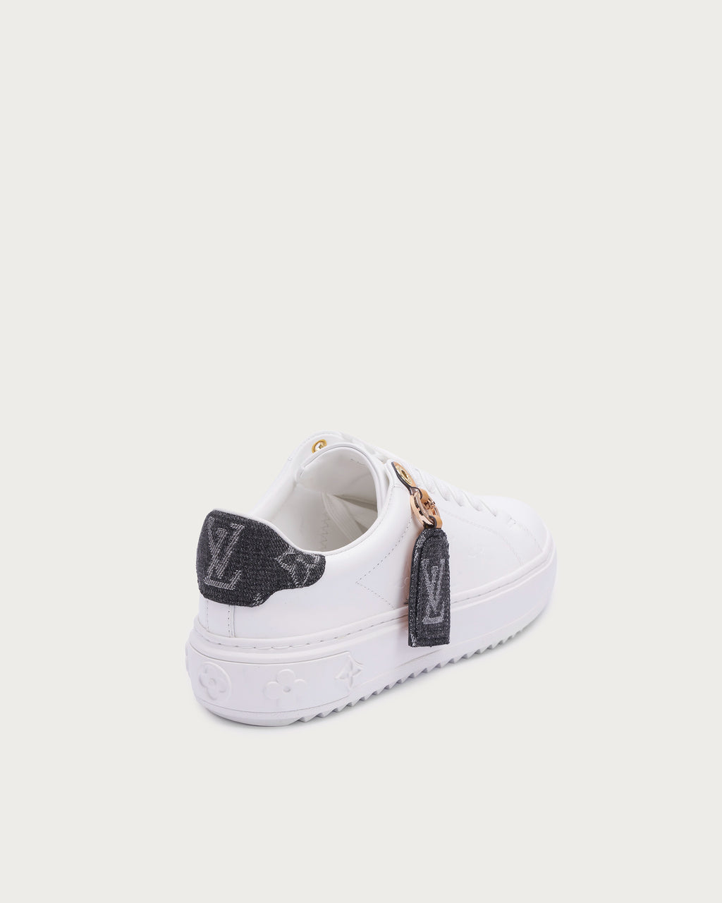 SKU003-01_white-black-denim3.webp