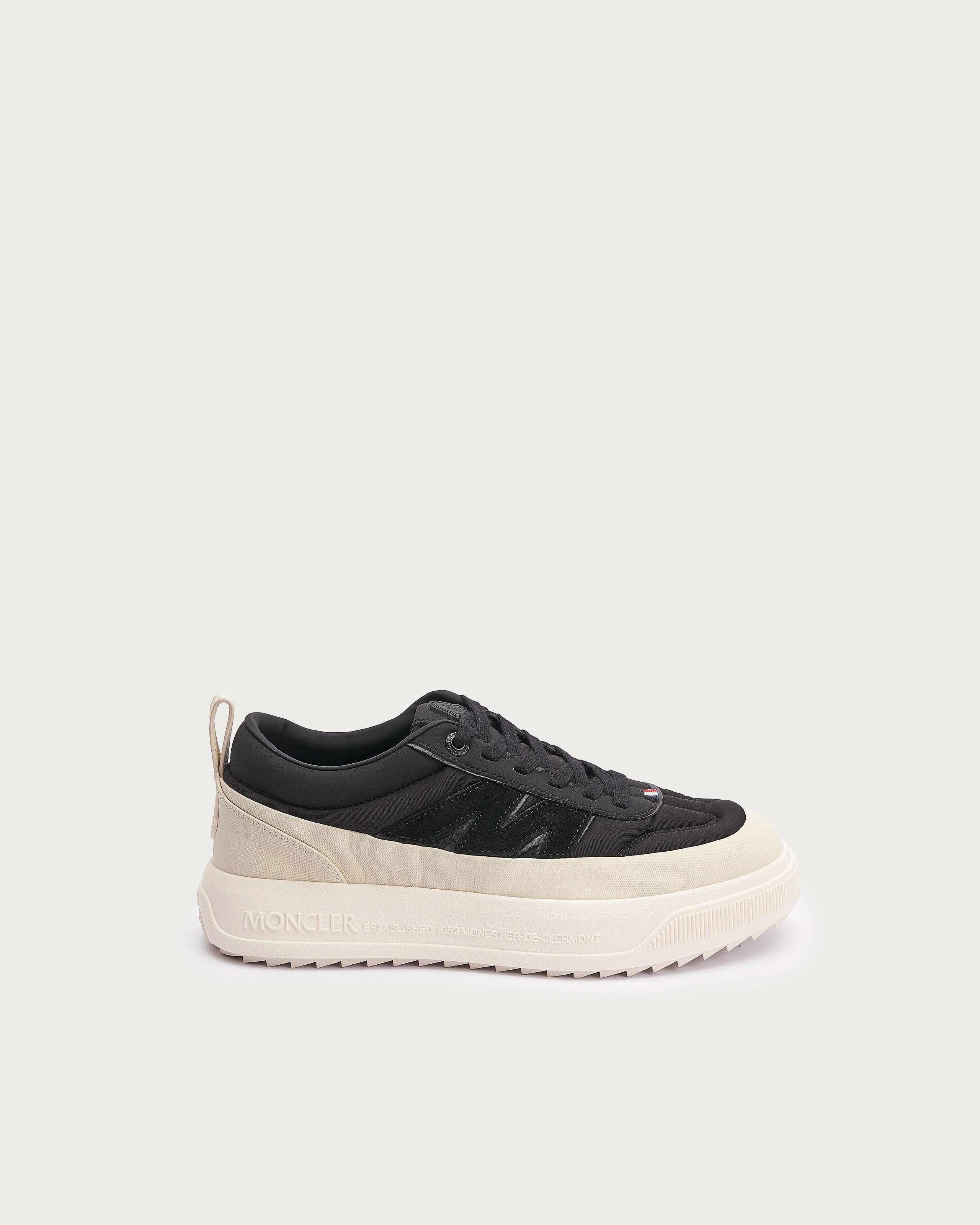 SKU004-01_black-creamsole1.webp