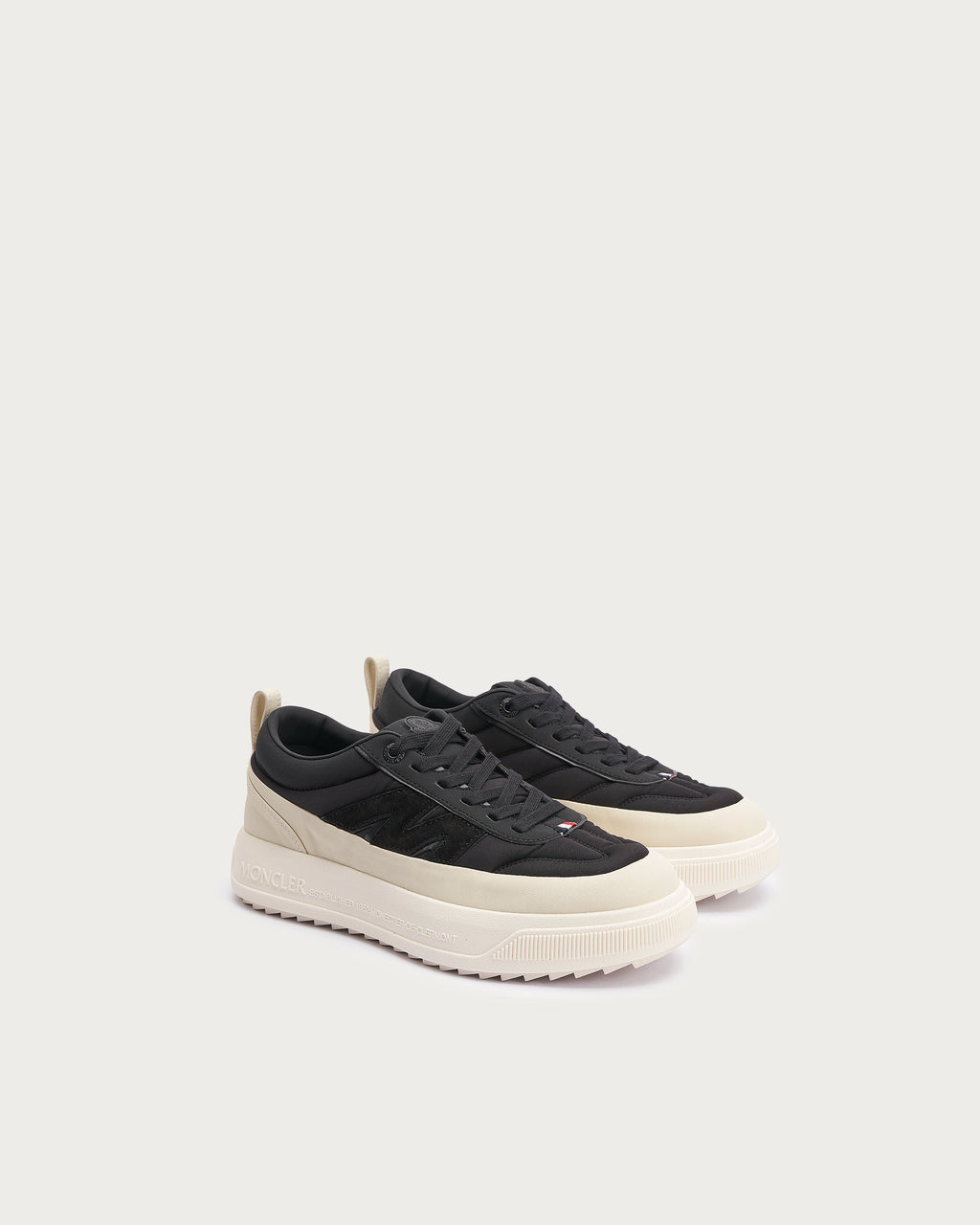 SKU004-01_black-creamsole2.webp