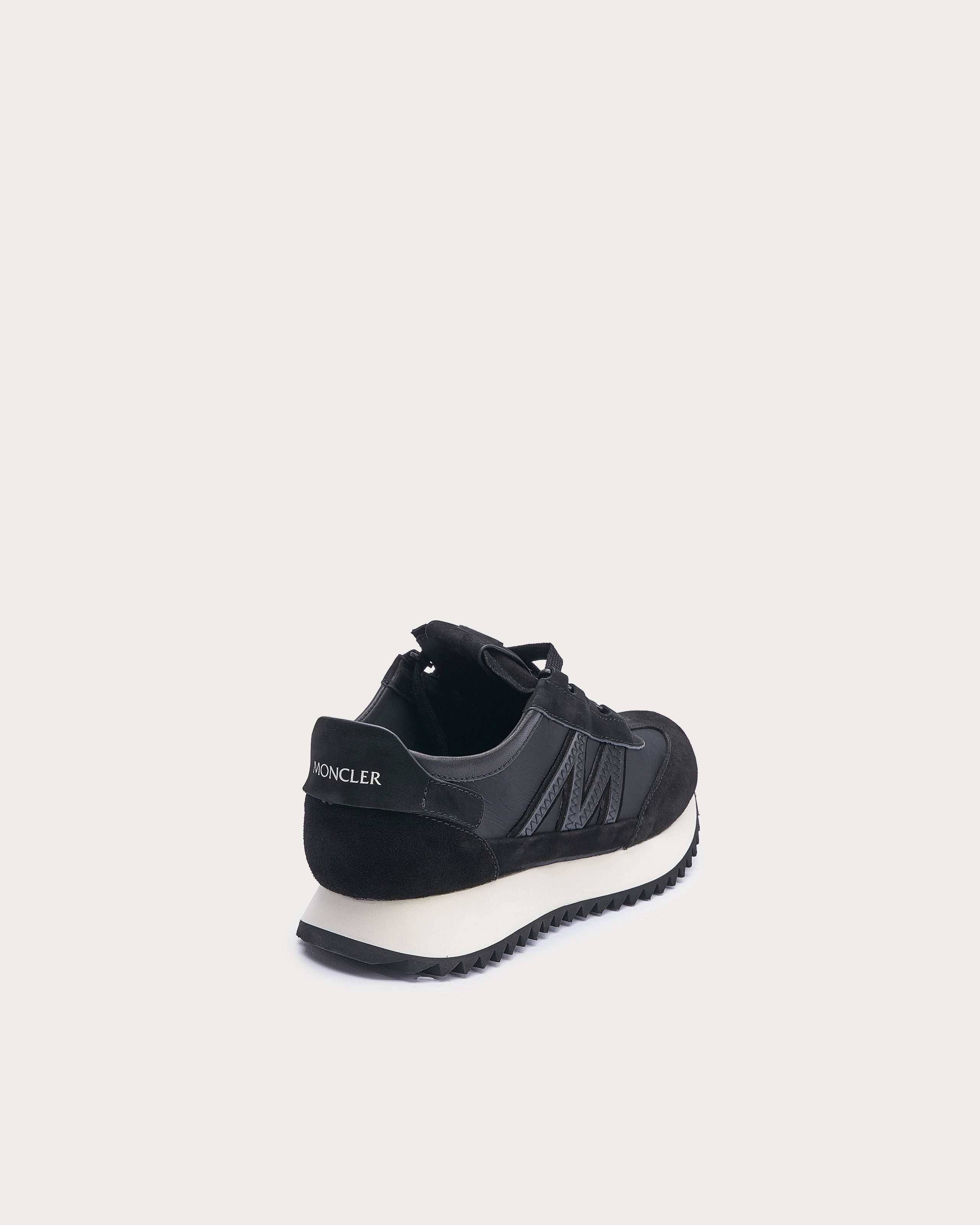 SKU005-01_black3.webp